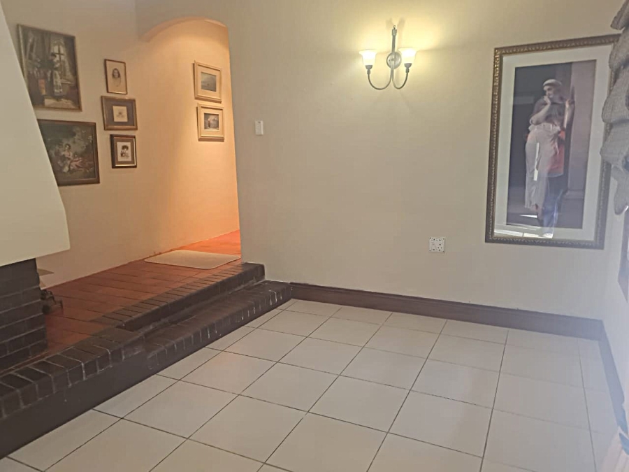 6 Bedroom Property for Sale in Senekal Free State